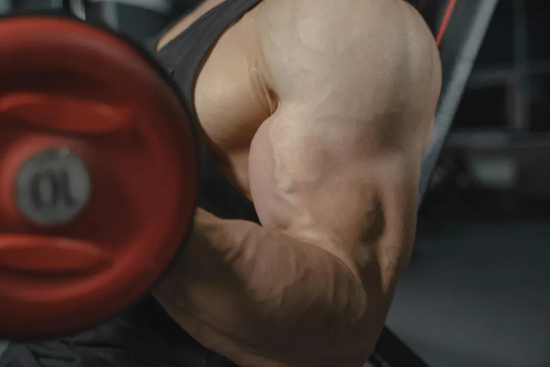 The 'You Only Use 10% of Your Muscles' Myth Hiding Inside Every Fitness Ad